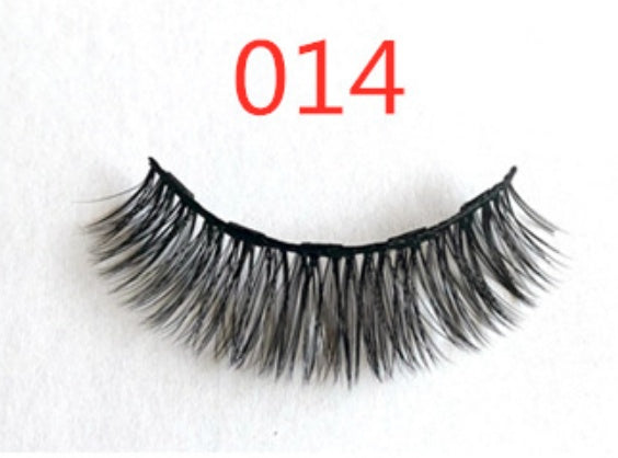 A Pair Of False Eyelashes With Magnets In Fashion - SHIFRAH NERIAH BEAUTY