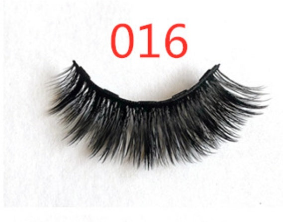 A Pair Of False Eyelashes With Magnets In Fashion - SHIFRAH NERIAH BEAUTY