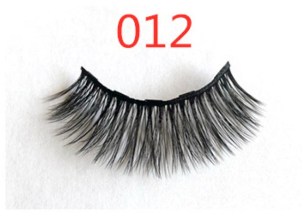 A Pair Of False Eyelashes With Magnets In Fashion - SHIFRAH NERIAH BEAUTY