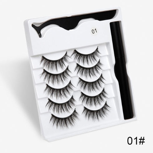 A Pair Of False Eyelashes With Magnets In Fashion - SHIFRAH NERIAH BEAUTY